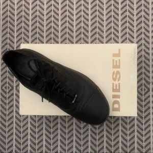 Men’s Diesel Special Leather Sneakers.
